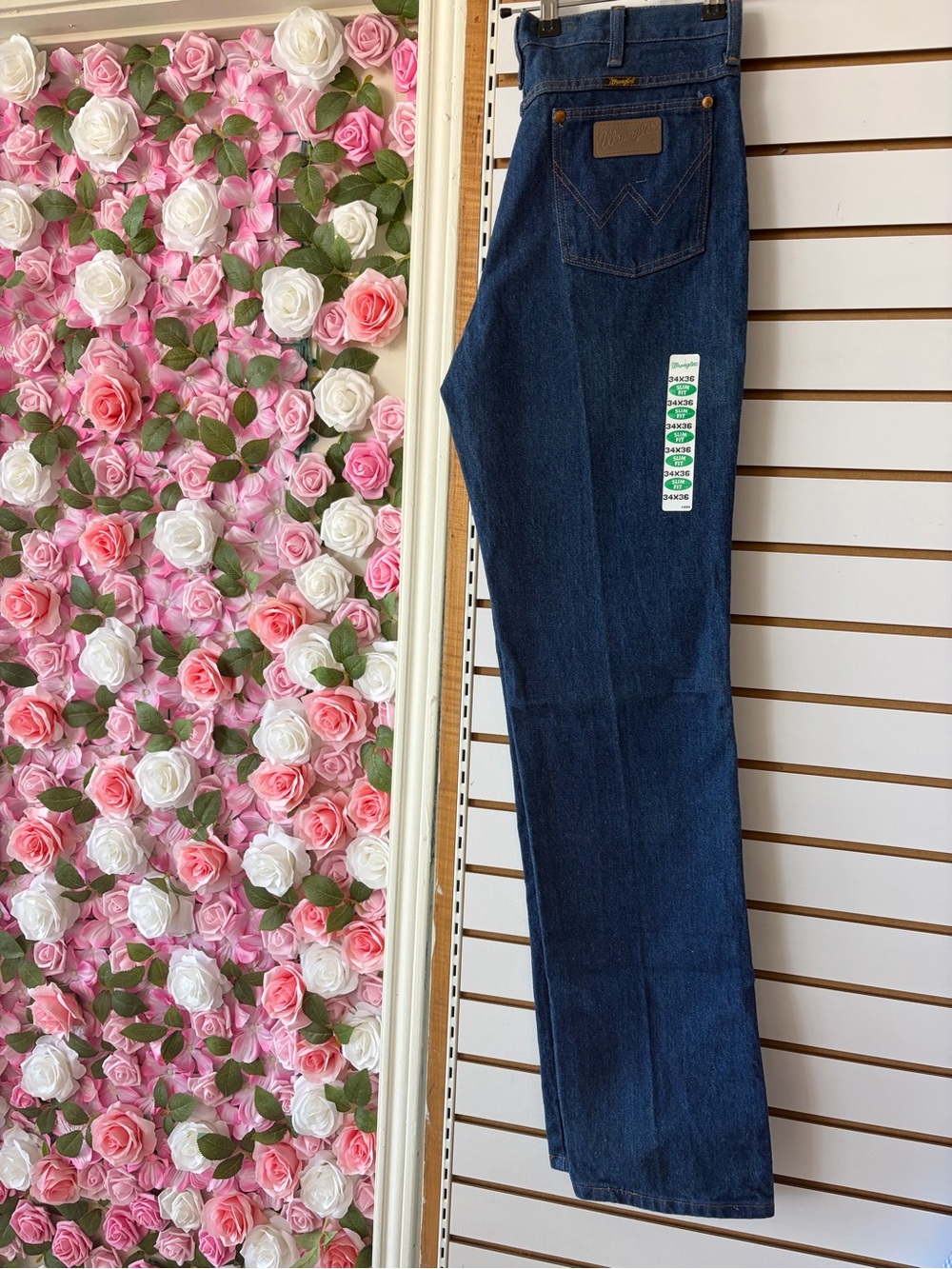 Wrangler Mens Deep Blue Straight-Leg Jeans